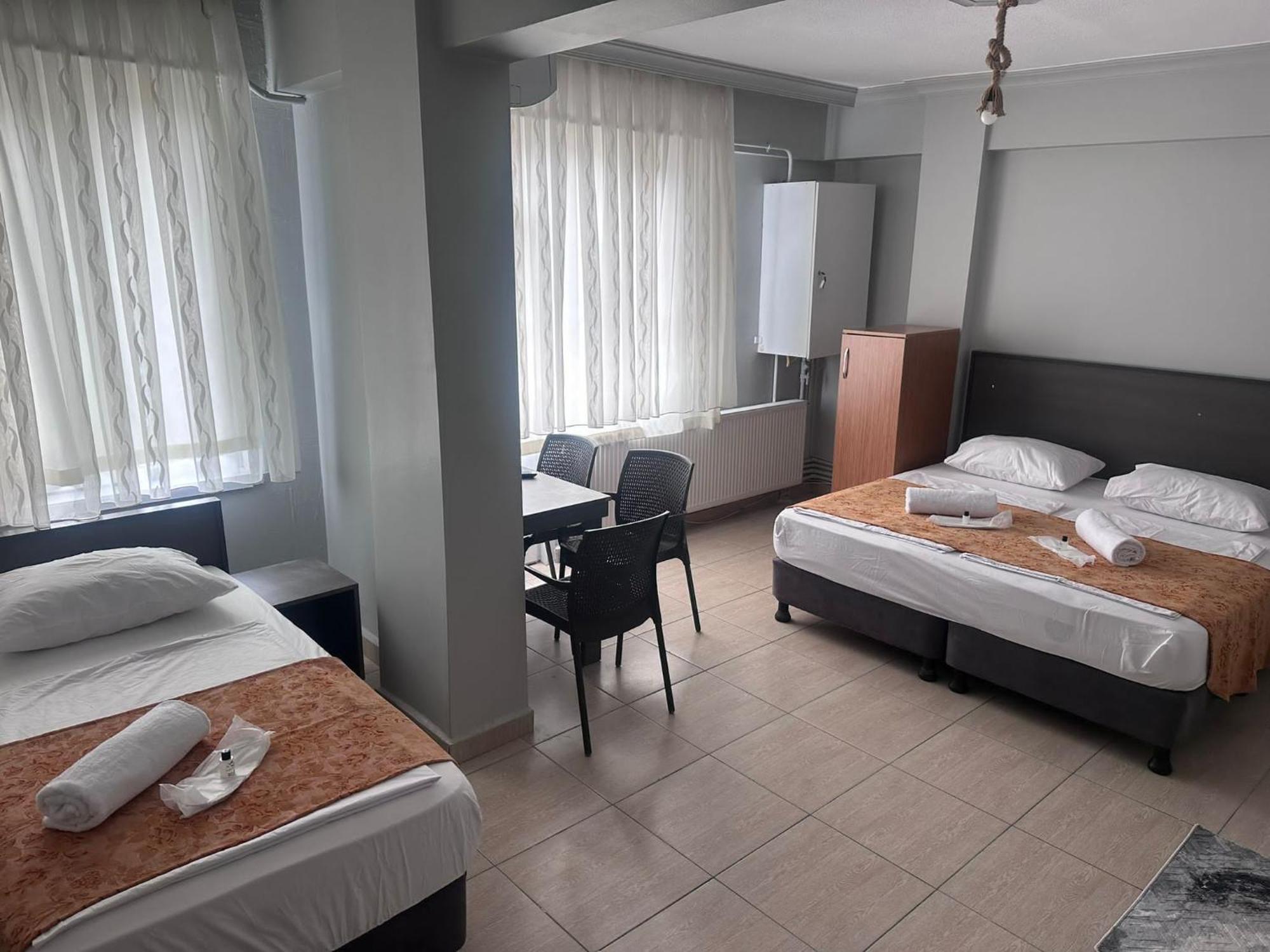 Guenes Pansiyon Edirne Zimmer foto